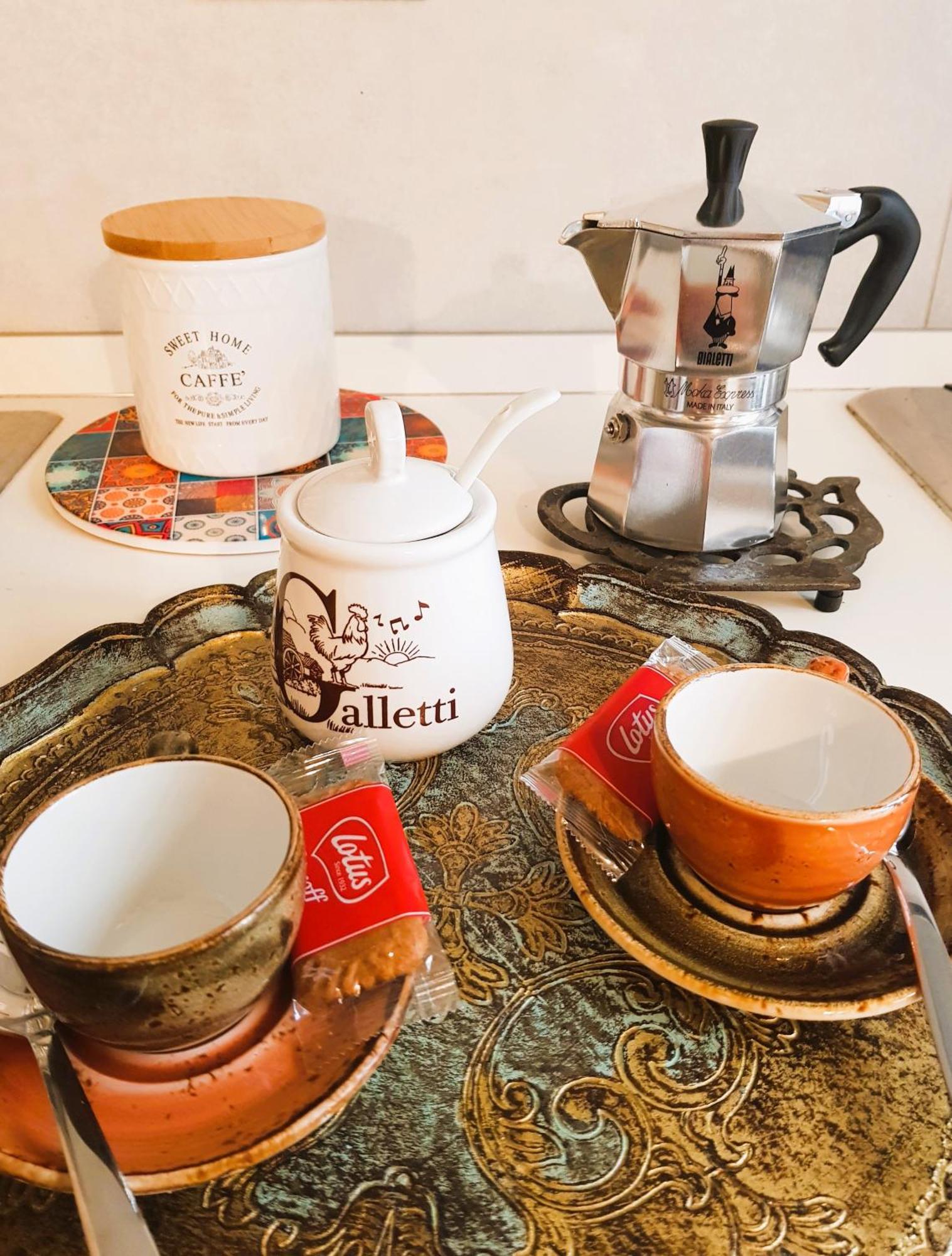 蒙特瓦尔基Casa Marzia公寓 外观 照片
